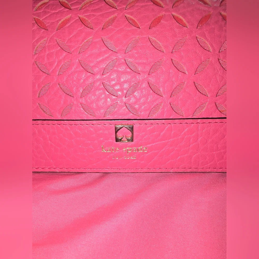 Kate Spade Pink Perri Lane Leather Women's Wallet - Picture 15 of 16
